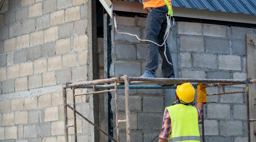 Professional gutter cleaning in Riverton, UT